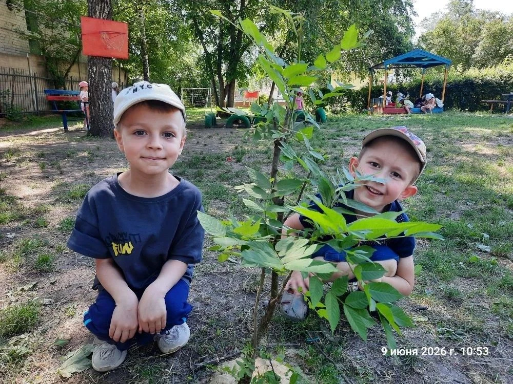 Фотомарафон "Мое лето в городе!"Место, где рождаются детские секреты.
 
#ЛЕТОсНАМИ