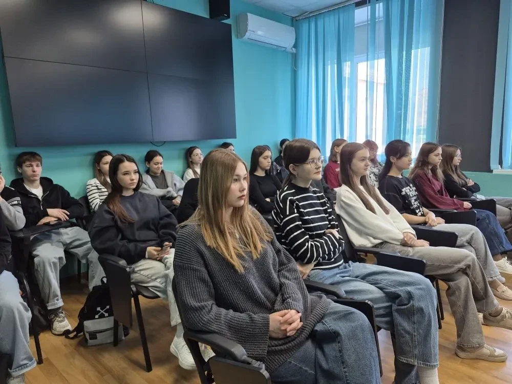 #ПРОФИЛАКТИКА_ОУФТ  Сегодня для студентов техникума прошла важная встреча с Владимиром Калининым, по