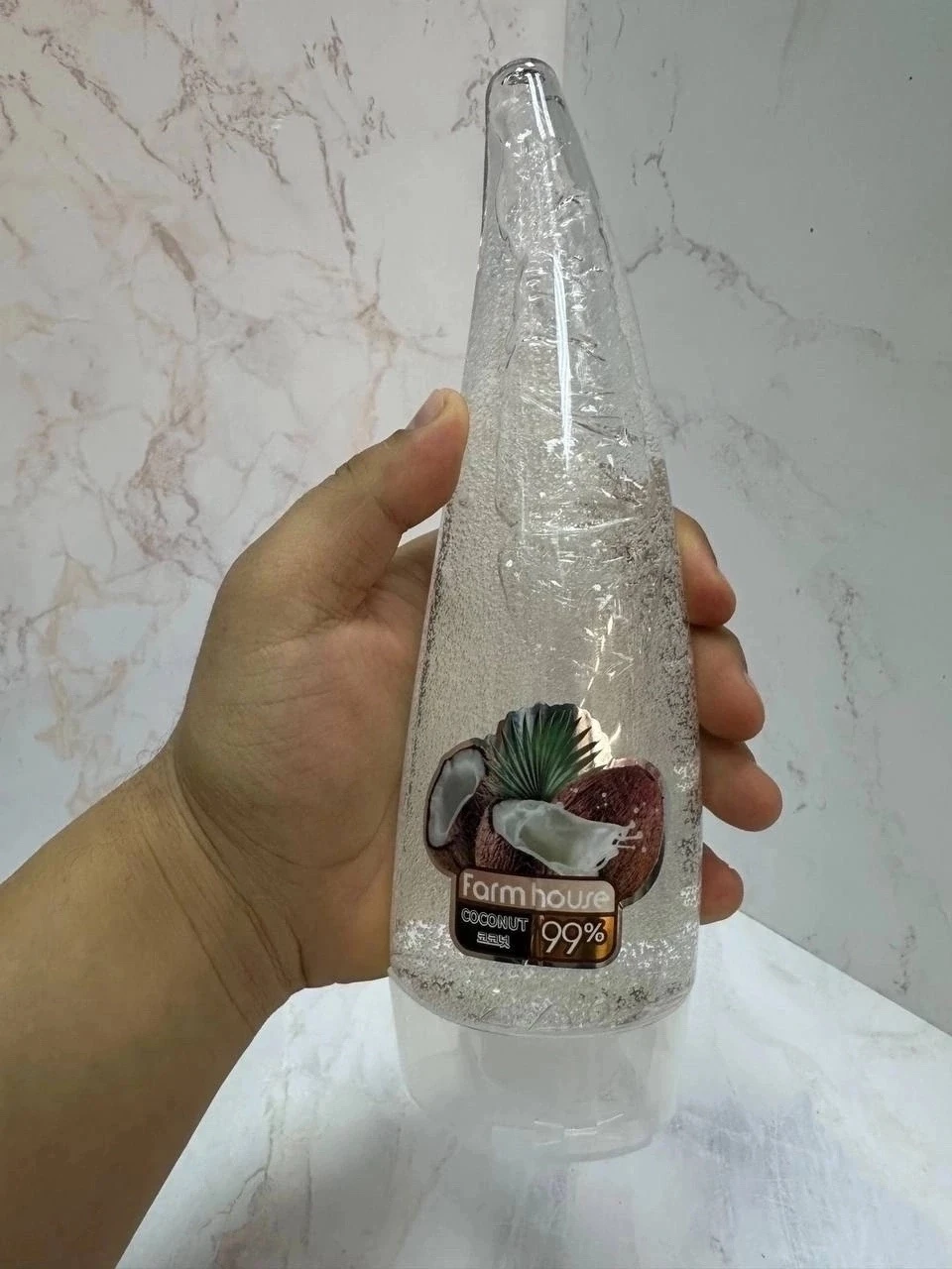 Гель для лица и тела с кокосом