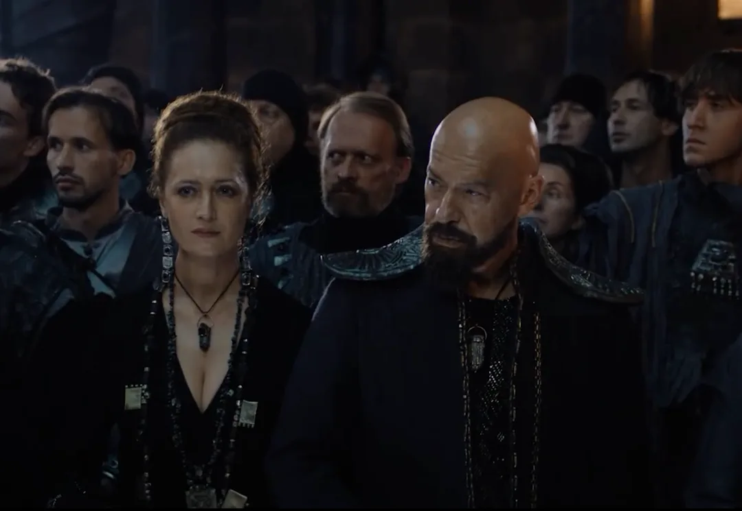 Смотрим тизер сериала "Трудно быть богом" с Безруковым, Бондарчуком, Курковой, Исаковой...