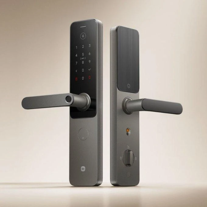 Xiaomi выпустила умный дверной замок Smart Door Lock G100, и по набору функций это уже почти маленьк