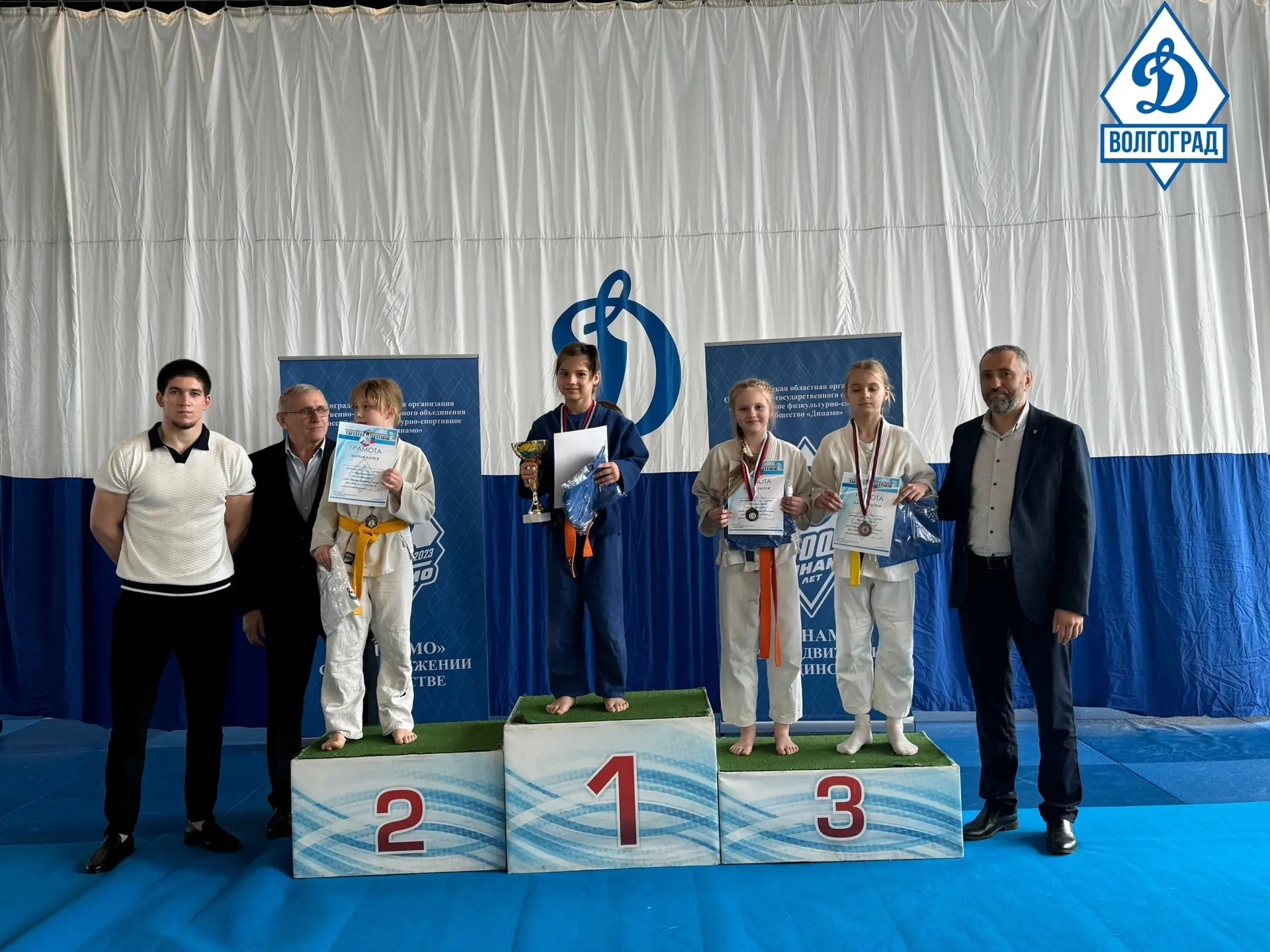 🥋 Гордость школы и пример для всех!  В эти выходные прошёл турнир по дзюдо «Юный динамовец», посвящё