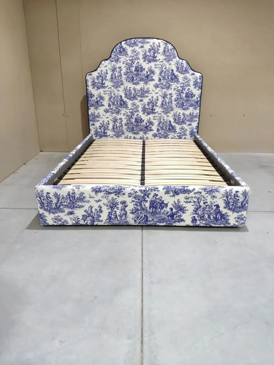 Друзья, представляем вам наш новый бренд кроватей URMAN for beds