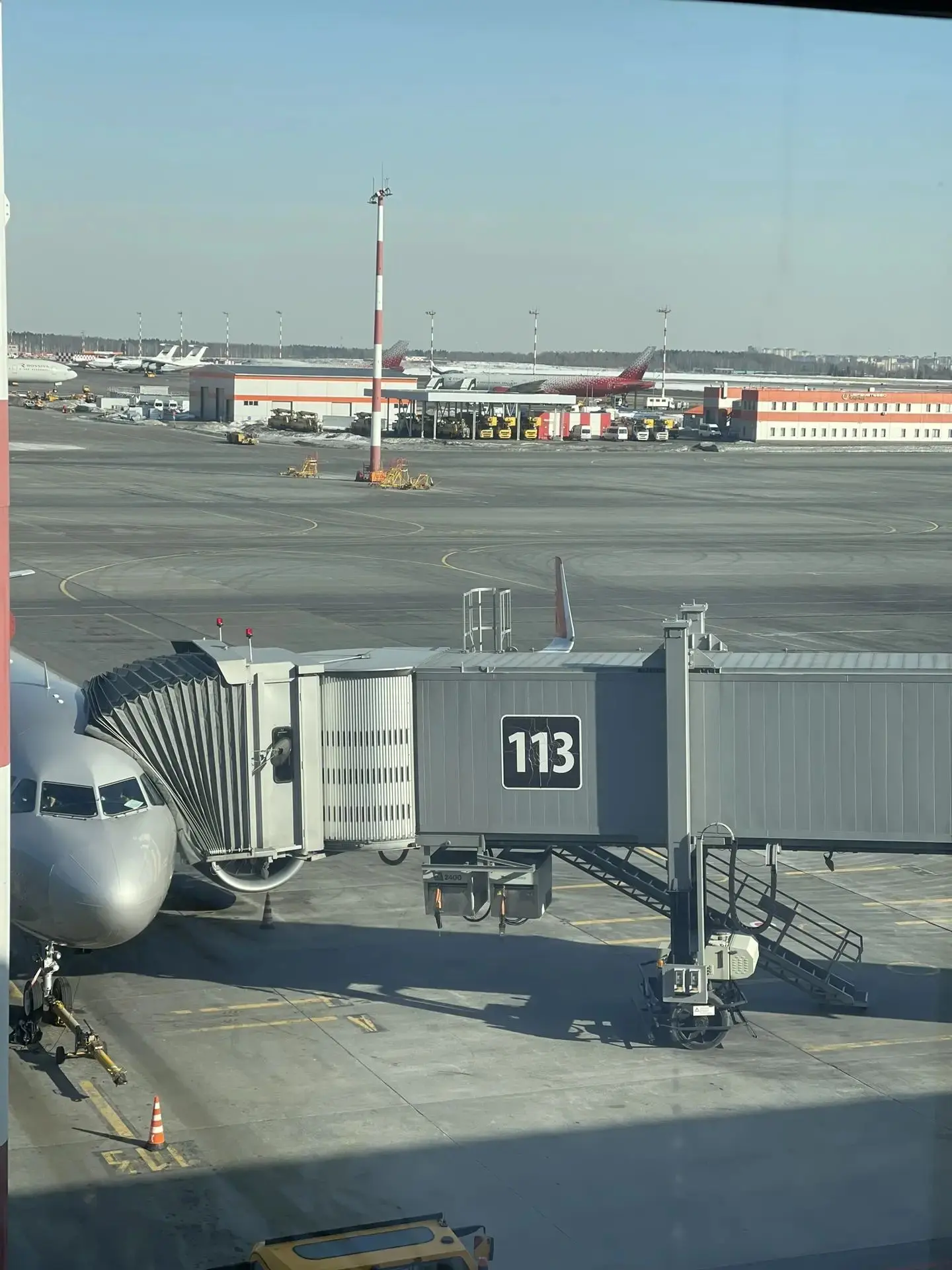 С мечтами об отпуске🫠🌊 , вот так вот чтобы "на перекладных ' ✈️🚅🚊🌅🏖️🏝️🧋🏺