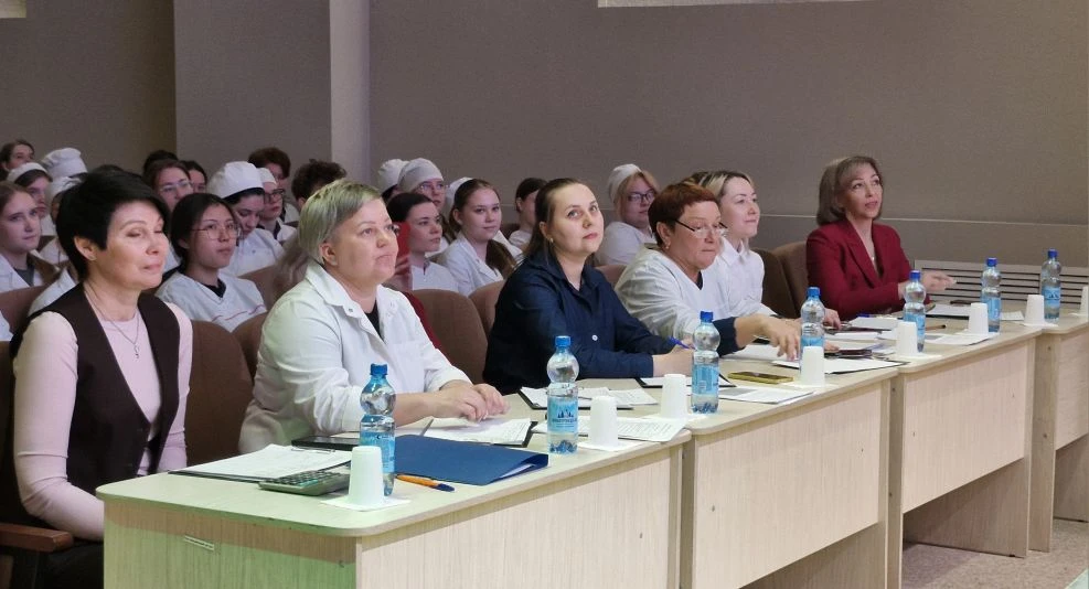 👩‍⚕️В Приамурье будущие фельдшеры соревновались в профессиональном мастерстве  В Амурском медицинско
