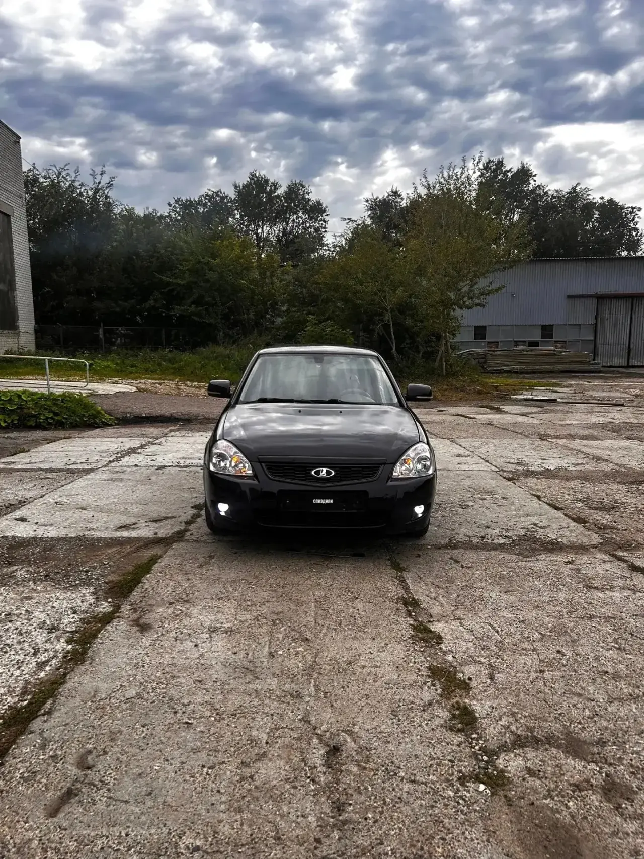 Продам приору 10 год люксовая самый фарш!200тыс ТОРГ!