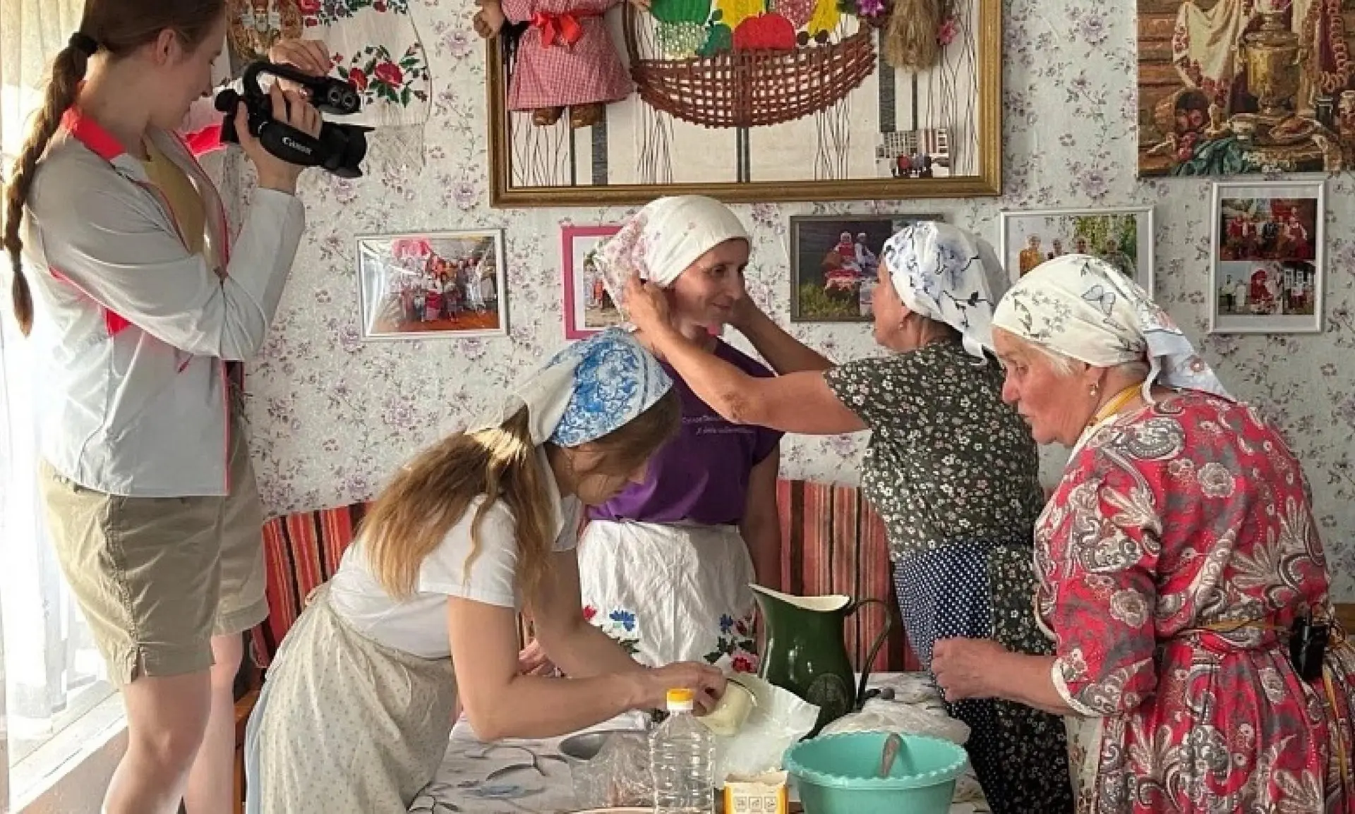 📹 В Коношском округе завершили медиаэкспедицию по изучению истории деревни Вельцы

Команда проекта 