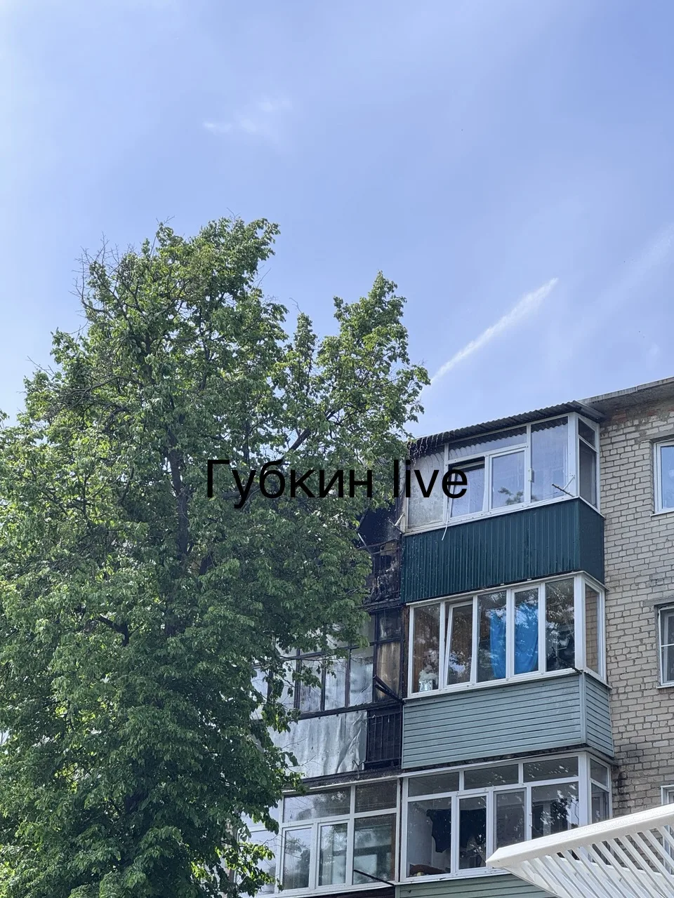 В Губкине в МКД на Кирова (дом напротив театра) произошел пожар в квартире на пятом этаже