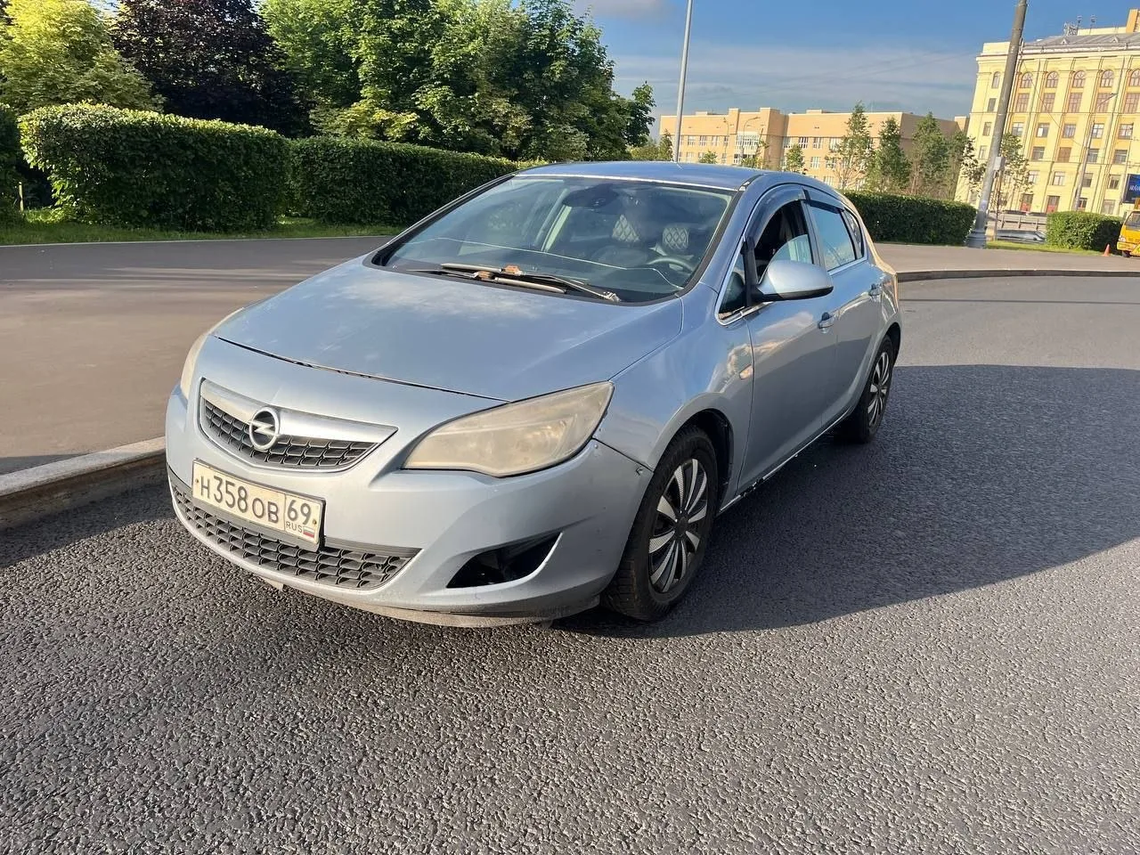 Opel Astra J