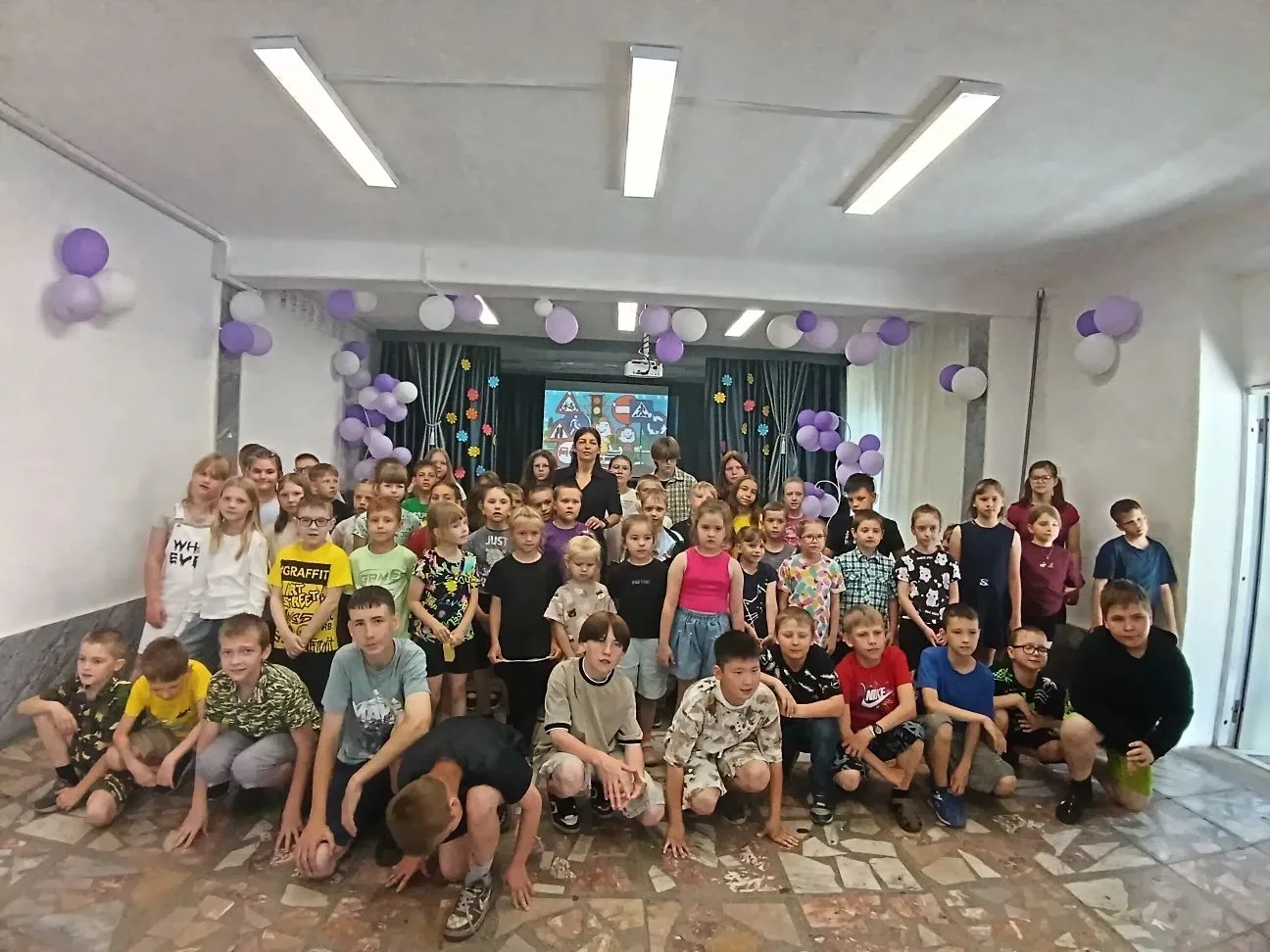 АКТУАЛЬНО | БЕЗОПАСНОСТЬ ДОРОЖНОГО ДВИЖЕНИЯ
#Школа2Междуреченск

Важная встреча в лагере «Радость» �