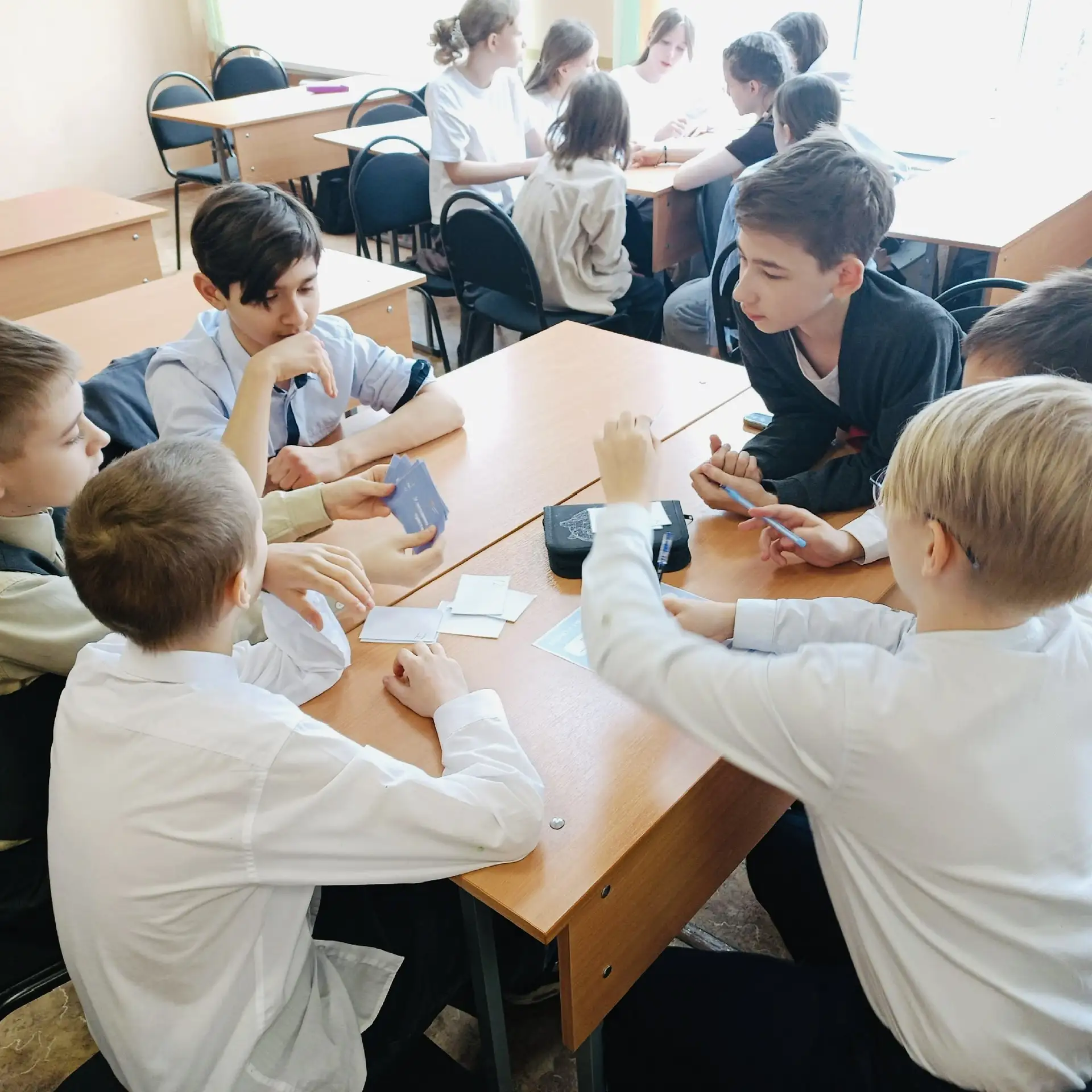 🚀 Всем привет! У нас в лицее - настоящий праздник здоровья!  🧠 Наши ребята участвуют во Всероссийско
