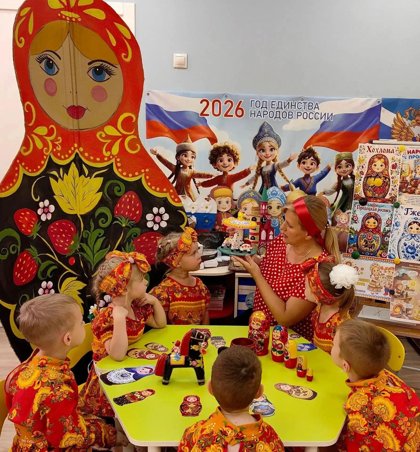 🎉 САМЫЙ РУССКИЙ ДЕНЬ: ПУТЕШЕСТВИЕ В ИСТОРИЮ ИГРУШКИ 🎉