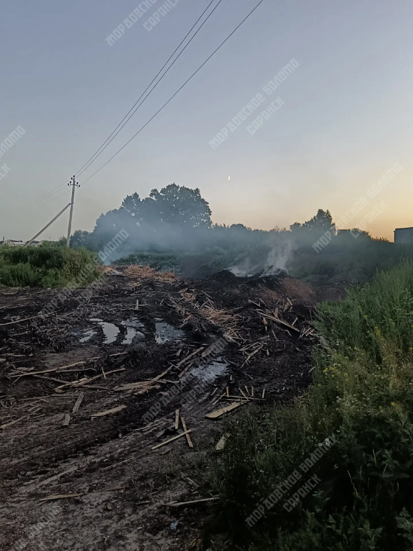 По адресу РМ, Ичалковского района, п/ст Оброчное, ул. Привокзальная. Находится 2 пилора...