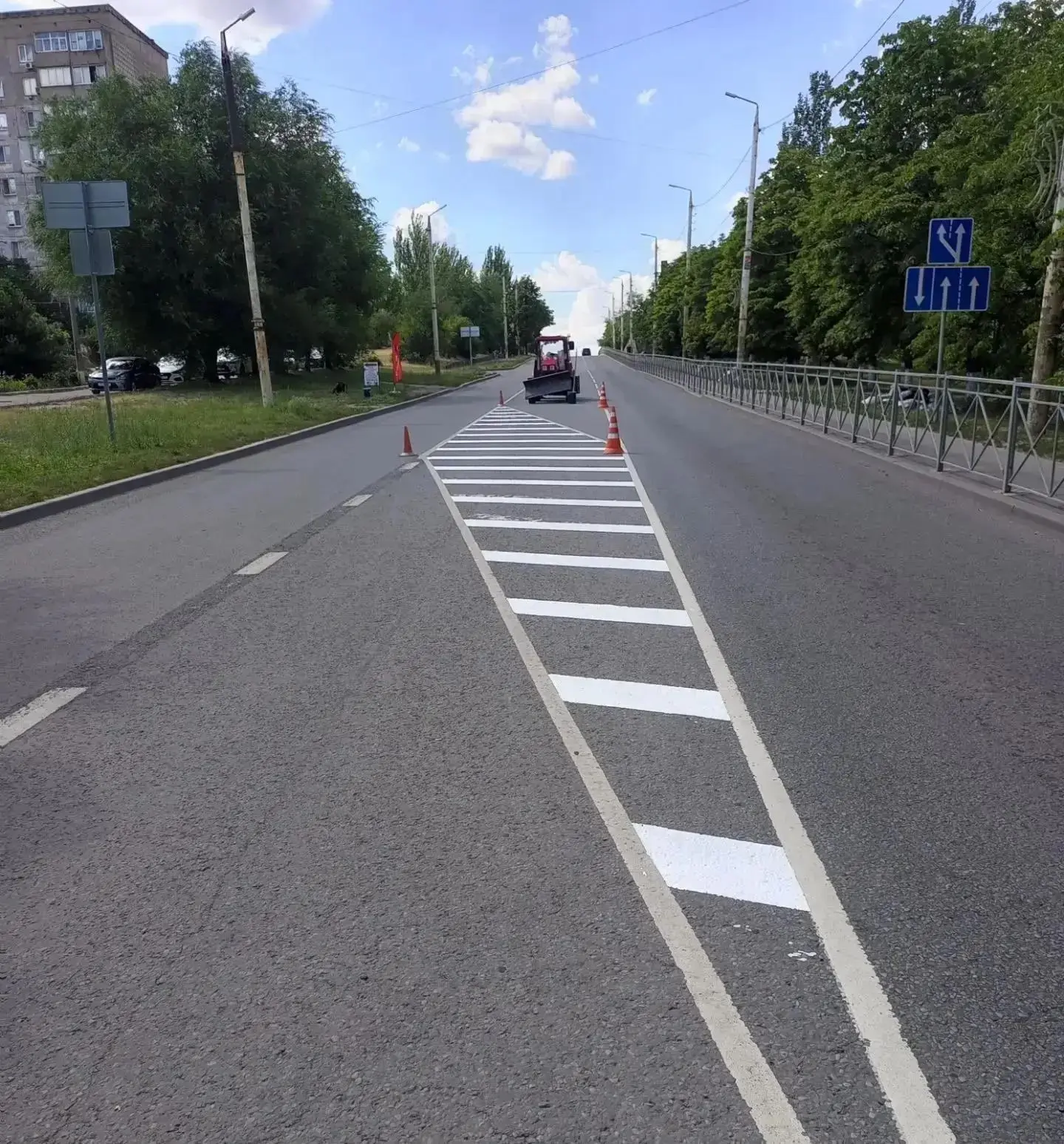 На трассе Михайловка — Алчевск — Брянка — Стаханов — Первомайск — Золотое обновляют дор...