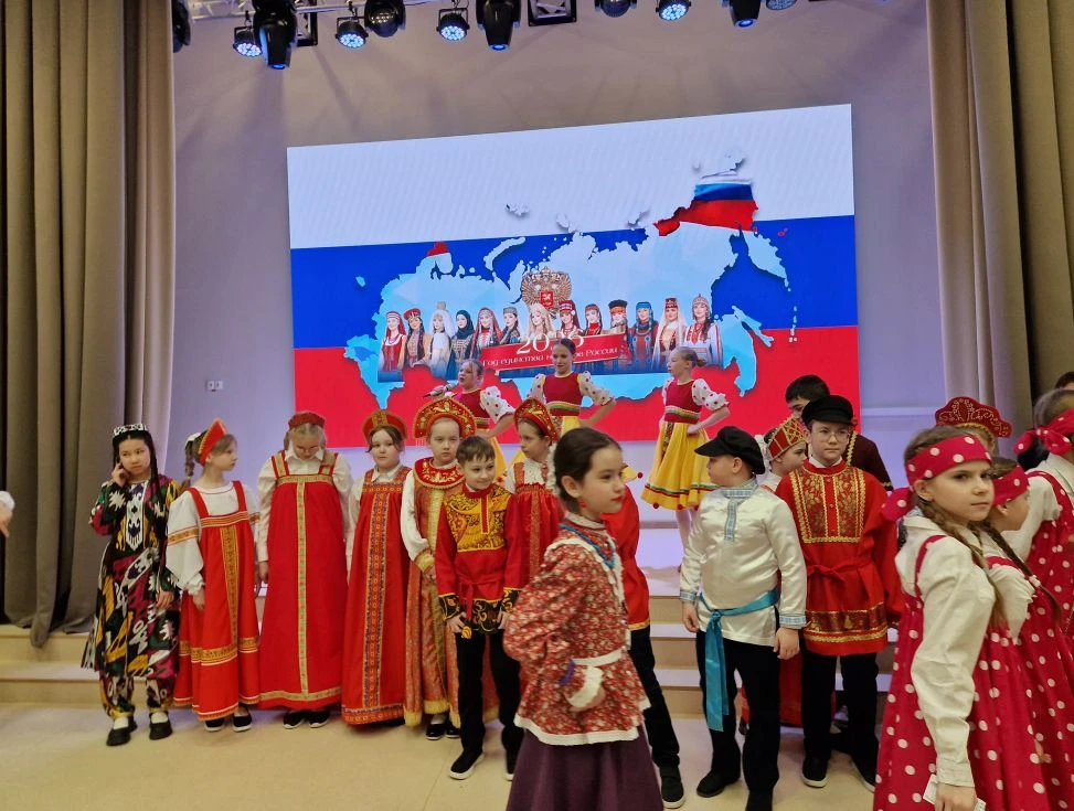 💯Уроки подходят к концу, а наш праздник в самом разгаре! Только что закончился удивительный концерт,