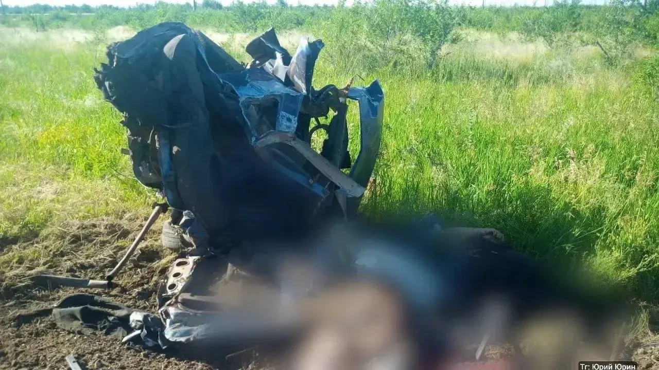 Три человека погибли в ДТП в Озинском районе

Здесь на дороге возле поселка Модин в 06:20 столкнулис