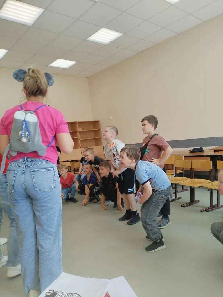 📍Сегодня для ребят нашего летнего лагеря сотрудники Публичной библиотеки провели театрализованную п