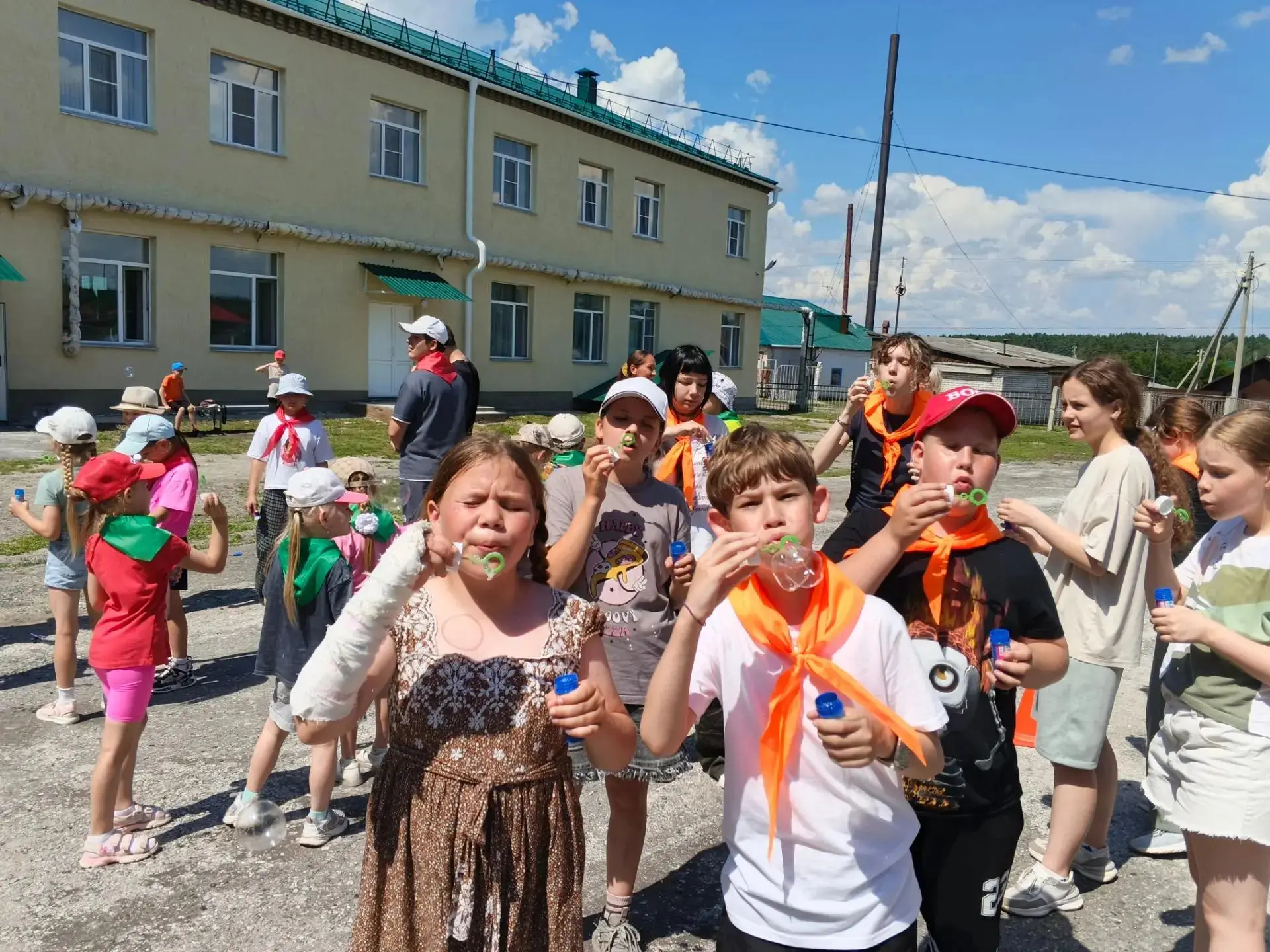 🍨🍧Сегодня в нашем лагере прошёл невероятно вкусный и весёлый День мороженого — предпоследний день 
