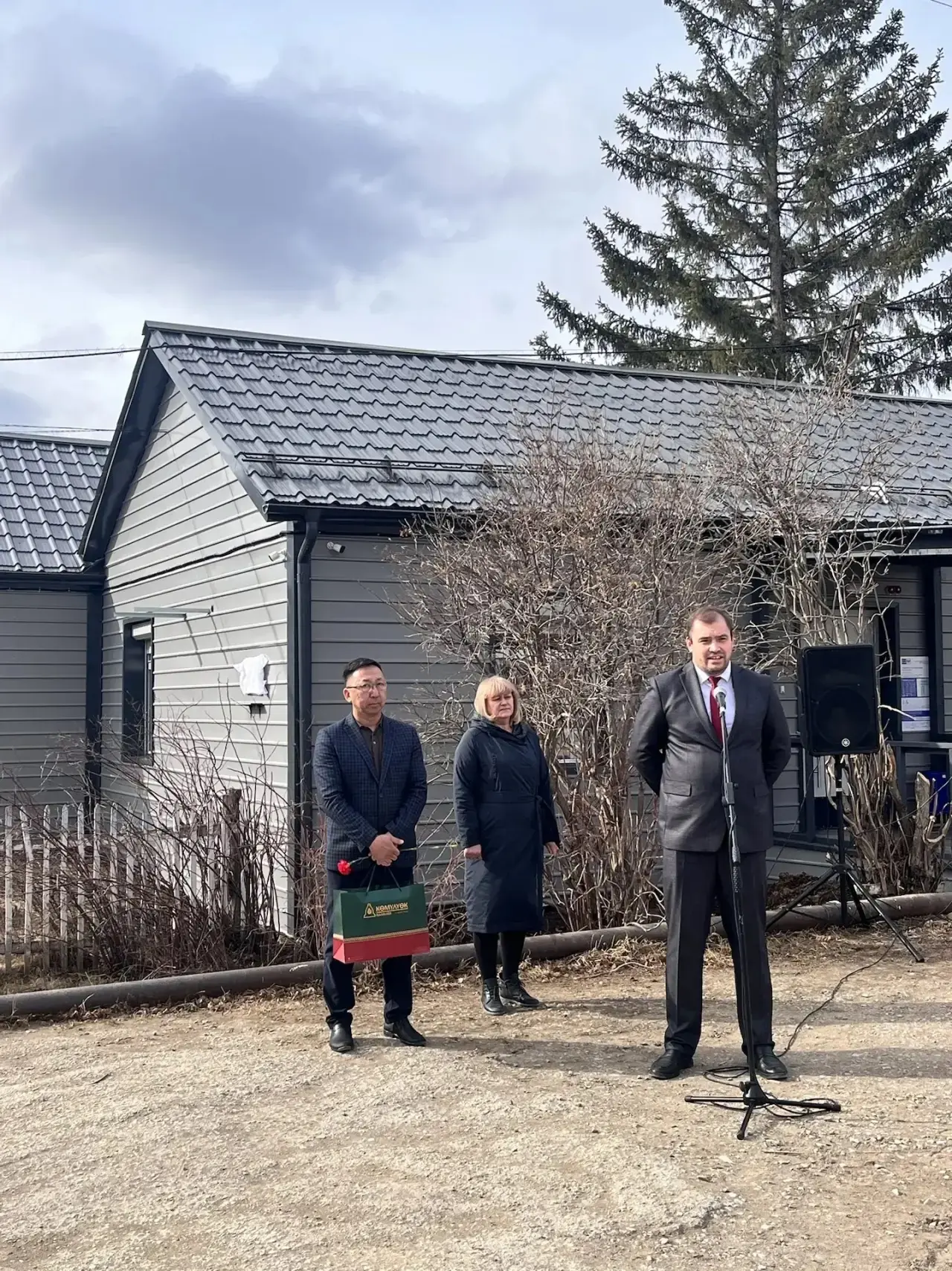 ⚡️В Хатассах открыли обновлённое отделение почтовой связи   7 мая, в День радио, в селе Хатассы сост