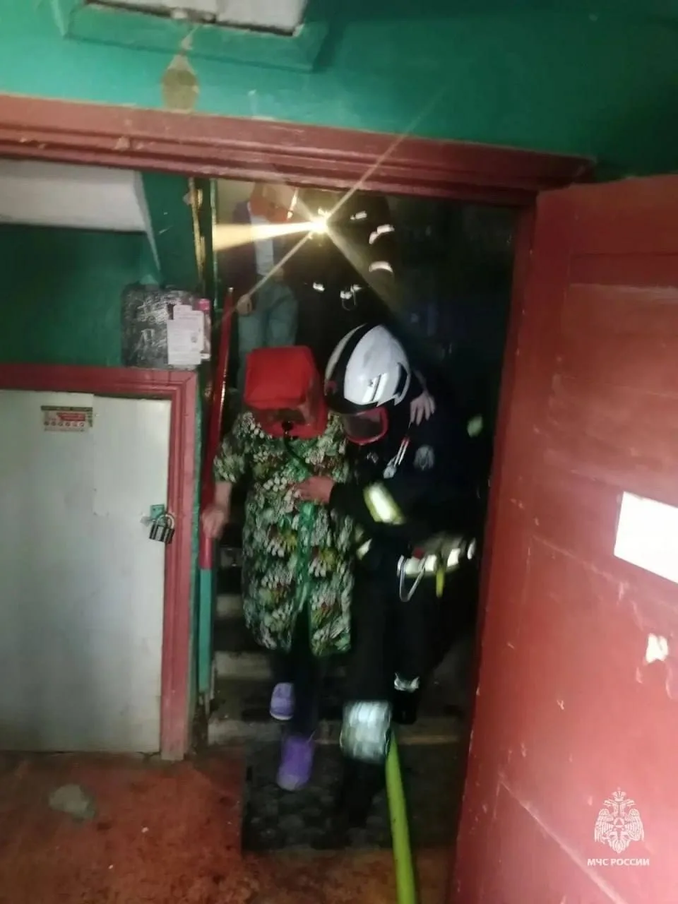 В Туле на улице Волкова в пожаре погибла 65-летняя женщина. Возгорание произошло 16 июн...