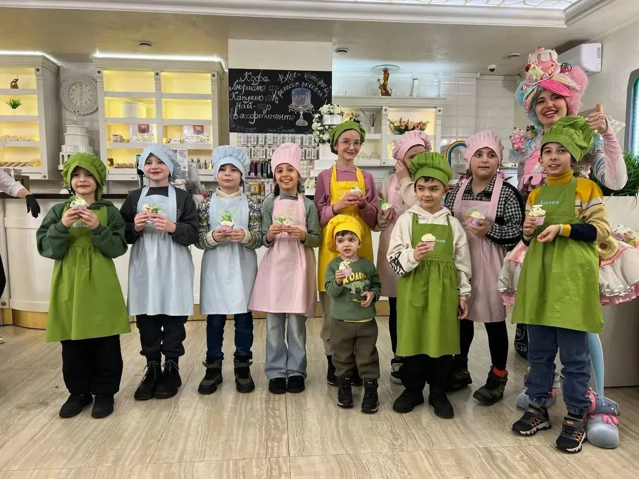 Более 150 культурных и досуговых мероприятий провели с начала года для детей участников...
