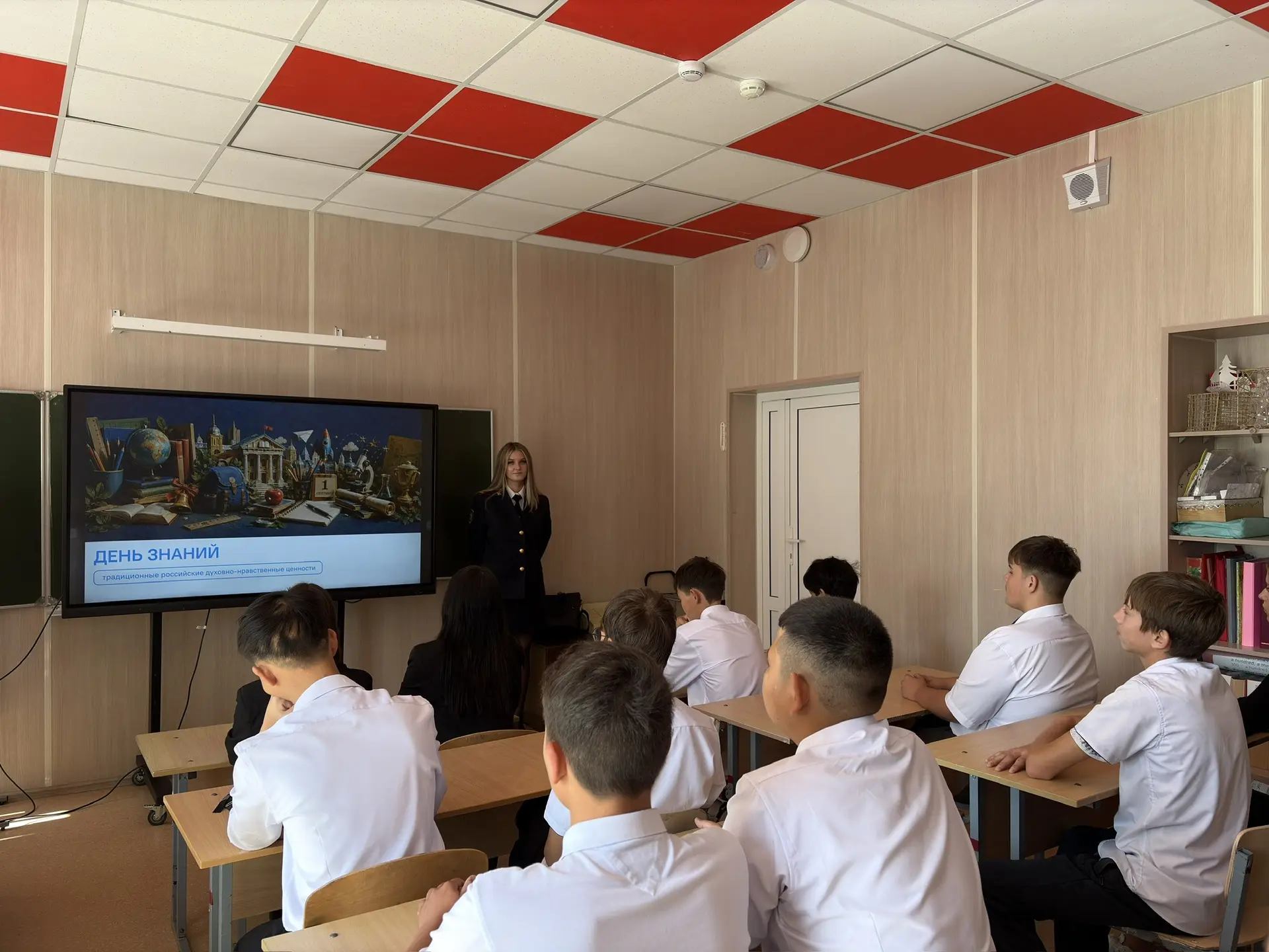 🔐 Безопасность в сети: важная встреча в нашей школе! 🔐