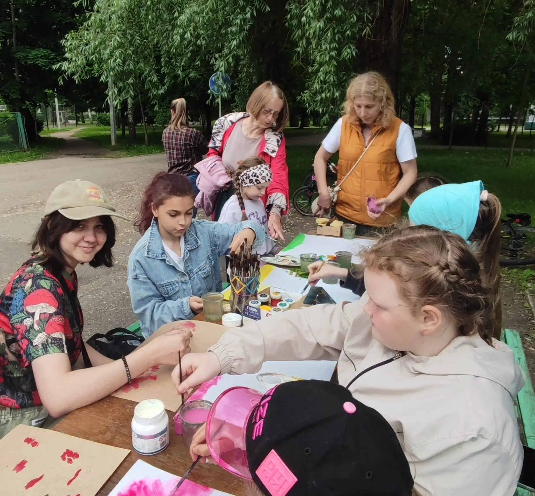 Сегодня в Бежаницком парке 🌸 в рамках акции "Веселое лето" ☀️ состоялся мастер-класс п...