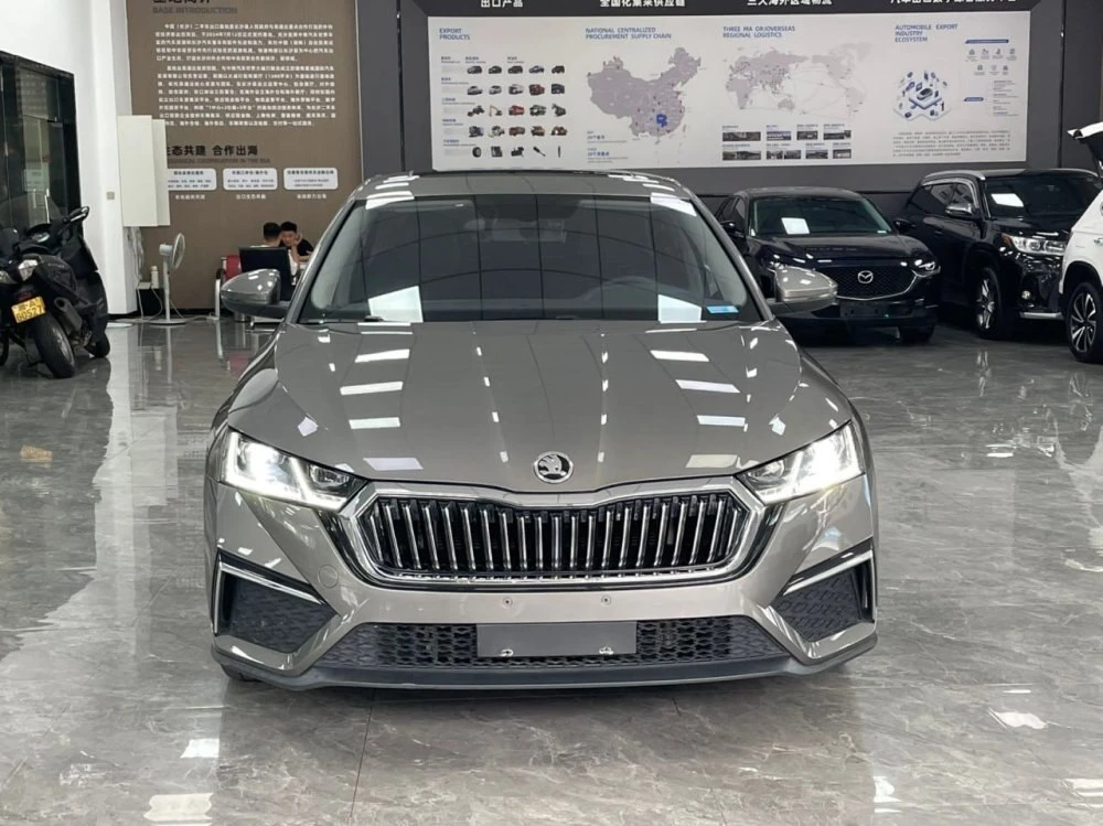 🚗 Škoda Octavia Pro 2022