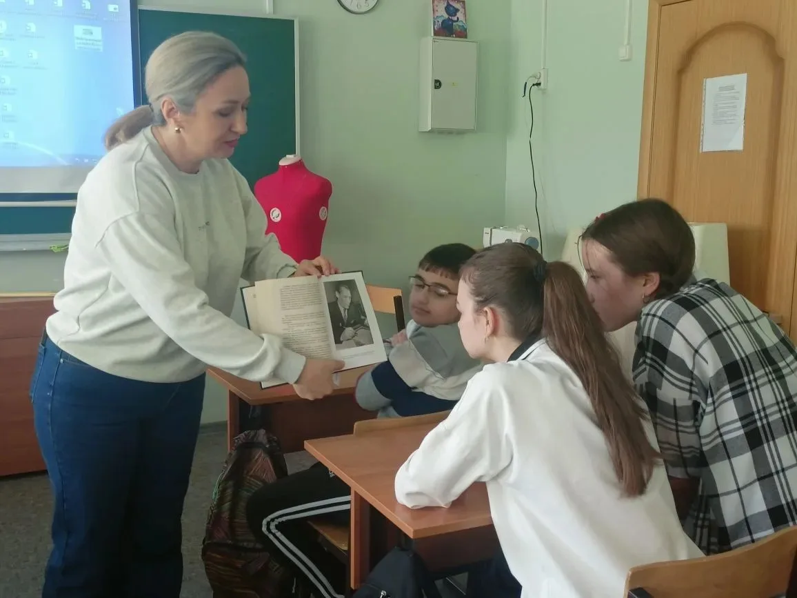 ‎🎉 13 мая в нашей школе прошло яркое мероприятие — в честь МЕЖДУНАРОДНОГО ДНЯ МУЗЕЕВ!🎉