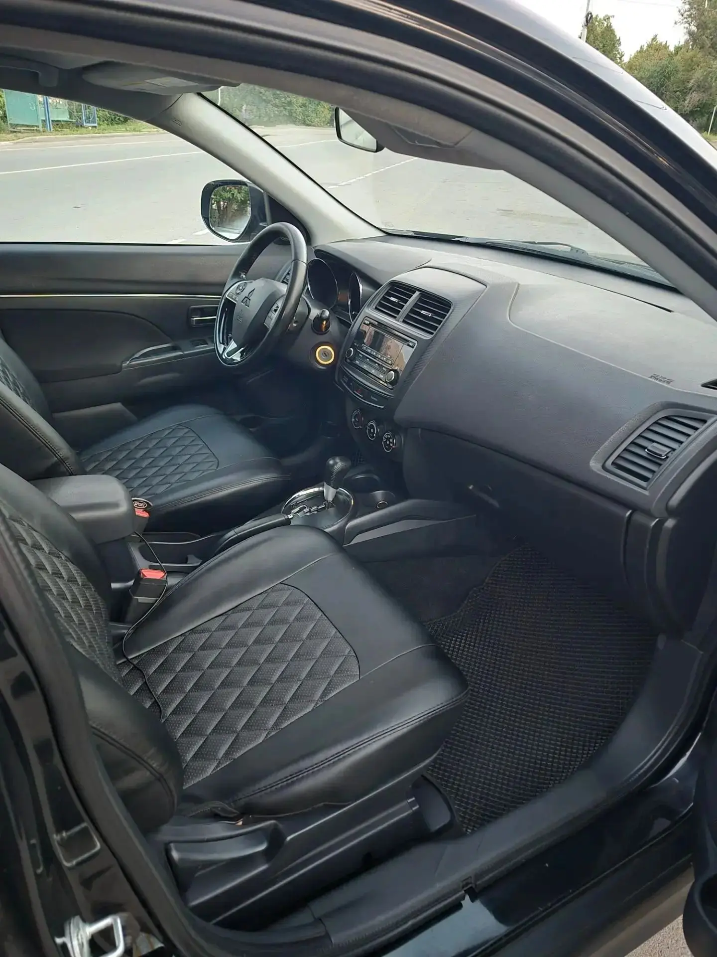 ПРОДАМ Mitsubishi ASX 2016 г.