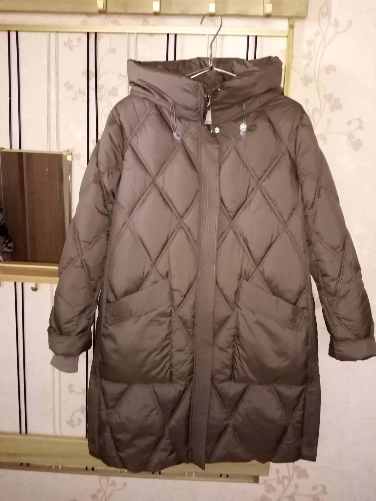 Продам новый, зимний пуховик, размер 50-52.Телефон 89275364538