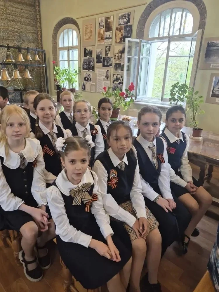 🕊️ В преддверии Великой Победы в храме Спаса Нерукотворного состоялось трогательное событие. Сегодня