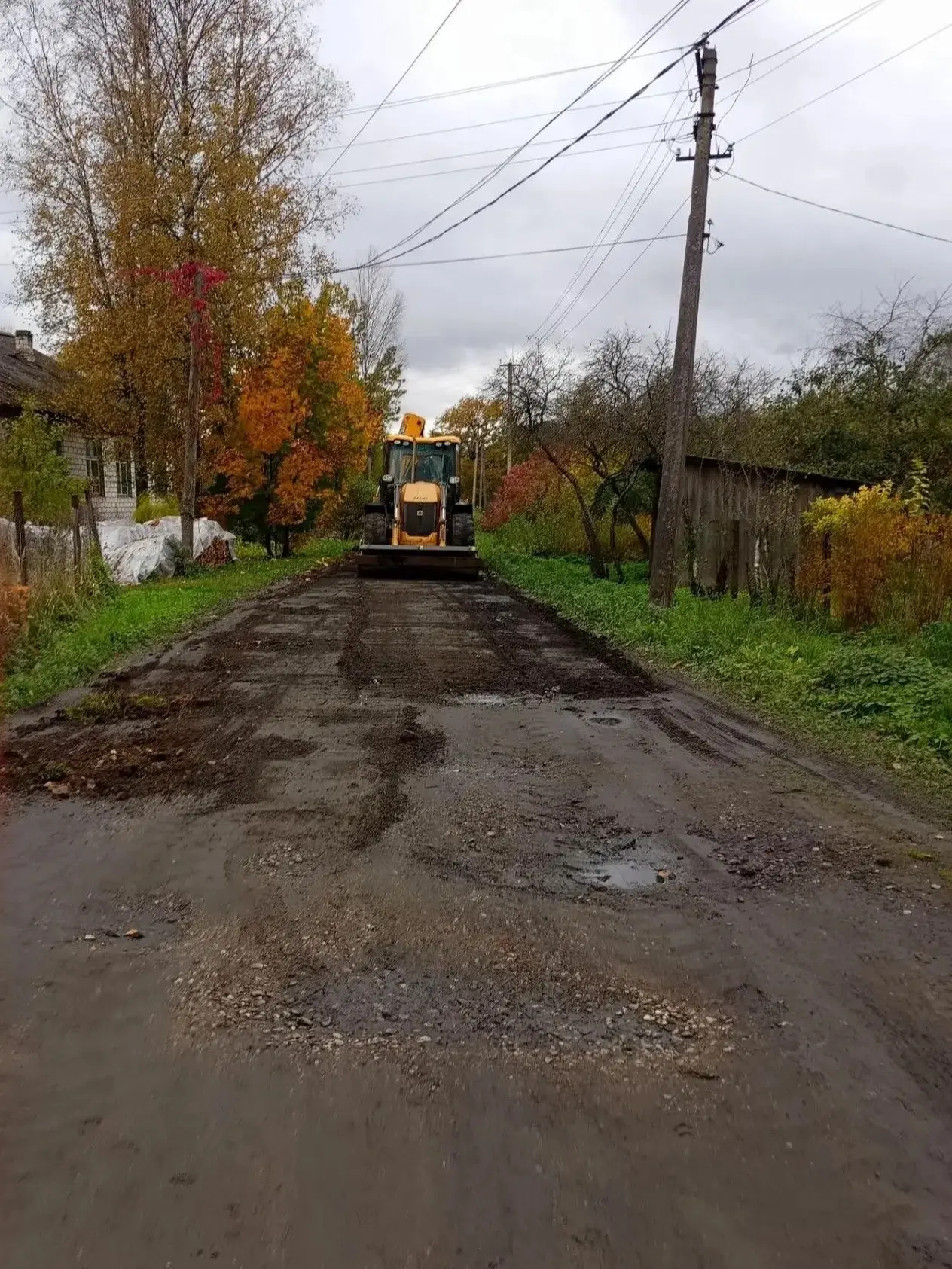 🚧 Официальный релиз: начат ремонт дорожного покрытия на улице Первомайской в посёлке К...