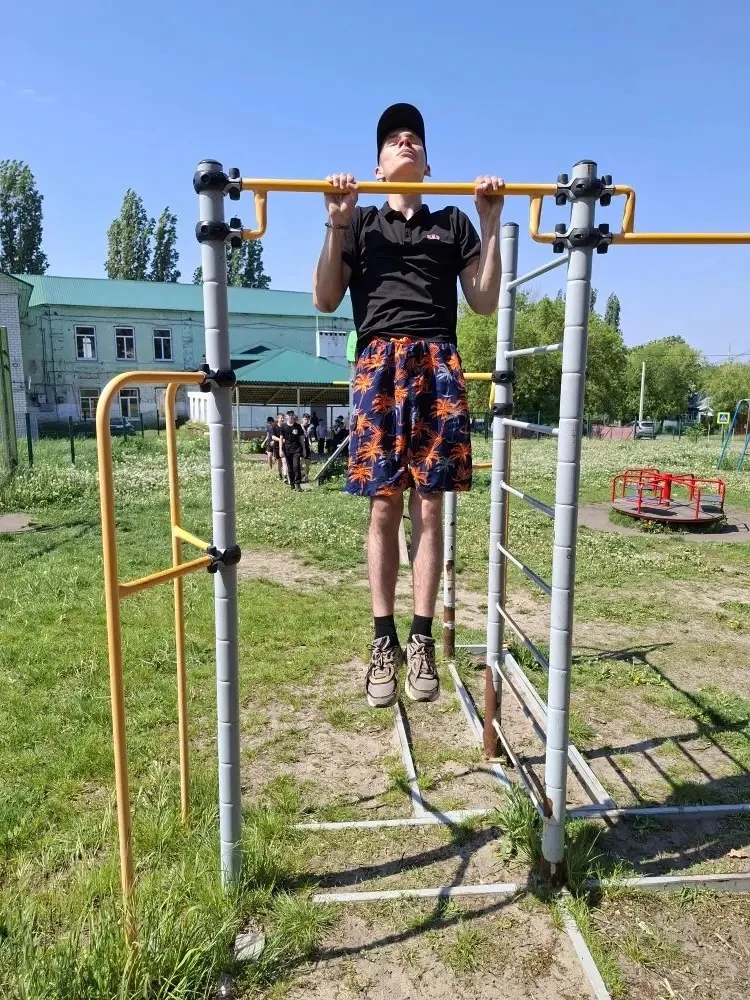 🏅 На стадионе Уваровщинской школы — фестиваль ГТО!  21 мая на стадионе Уваровщинской школы состоялся