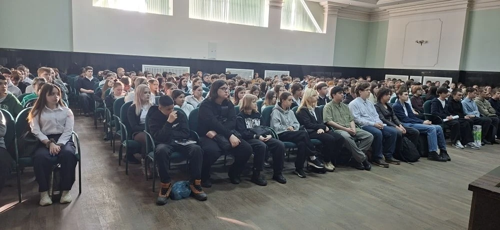 🚂 Профориентационная встреча со студентами Уфимского техникума железнодорожного транспорта Сегодня з