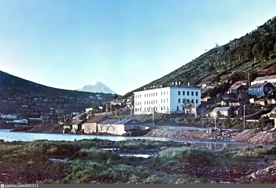Здание Камчатского государственного педагогического института, 1960 год