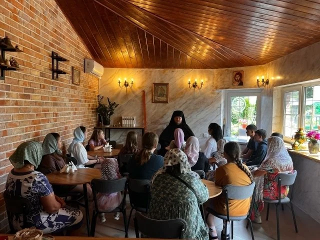 Путешествие к истокам 
На днях ребята из филиала Староюрьевской СОШ в с. Мезинец отправились в Мичур