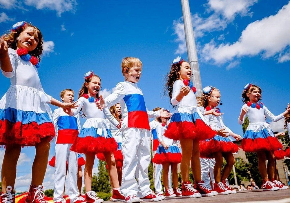 🇷🇺Стартовал масштабный проект - Всероссийский обзор «Дети России — сила государства».