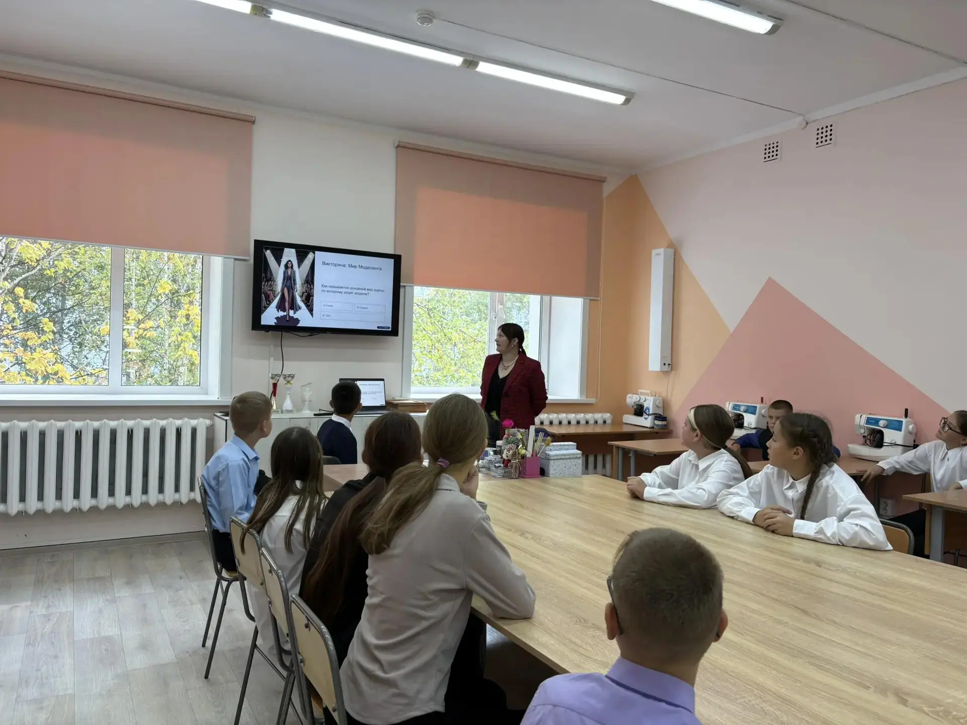 Сегодня ученики 1-6 классов совершили увлекательное путешествие в дополнительное образо...