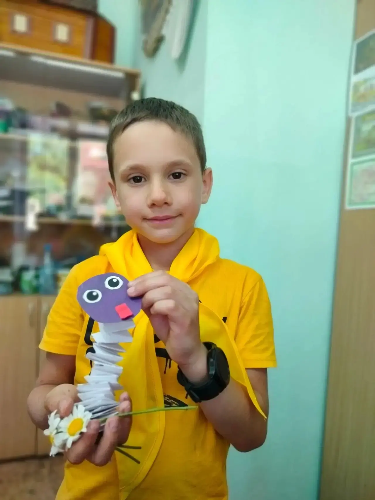 Листай, чтобы увидеть магию! ✨

Мы продолжаем творить в программе «Бумагия»! Вчера мы снова погружал