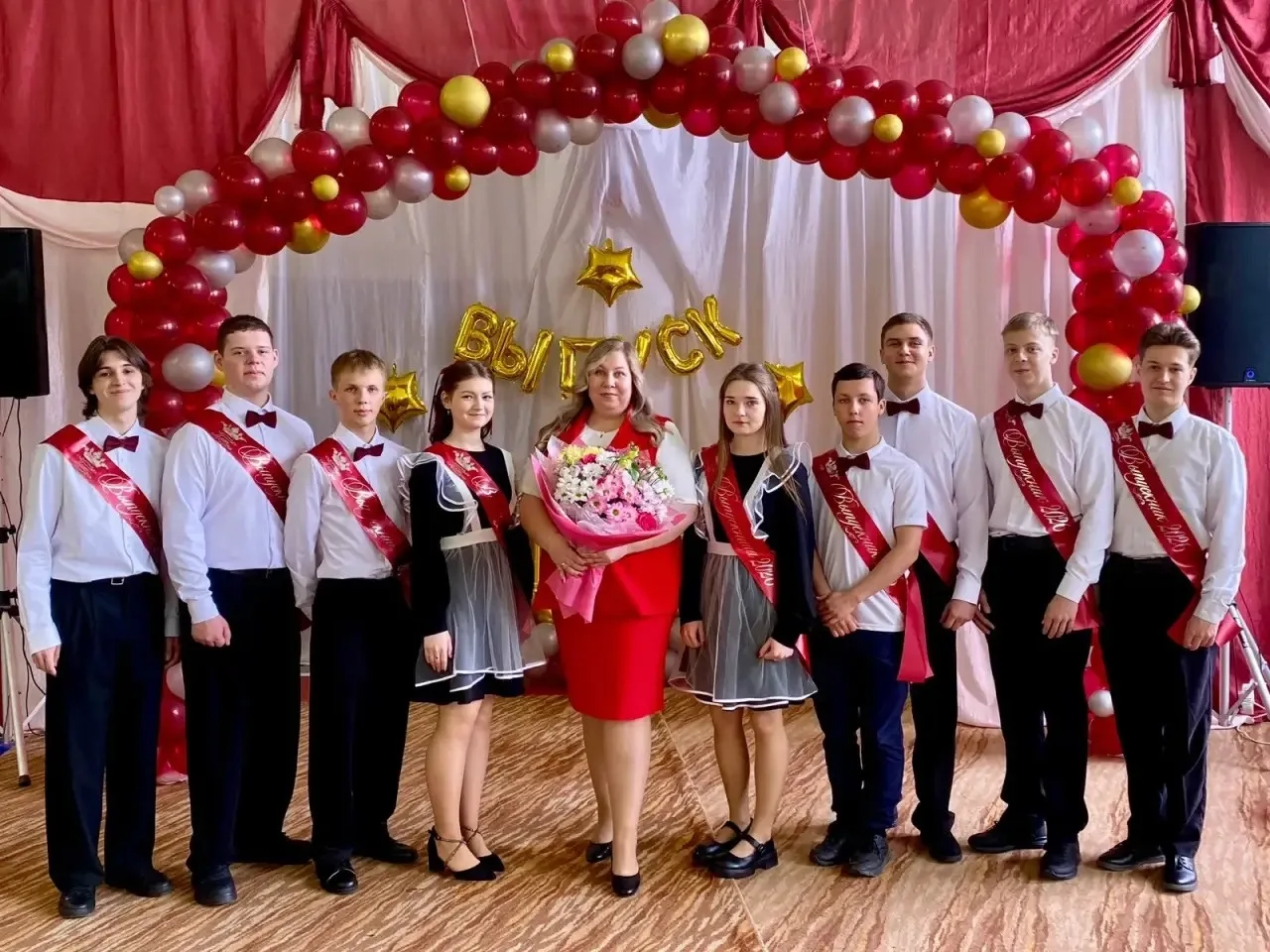 🔔🌸ПОСЛЕДНИЙ ЗВОНОК 11-ОГО КЛАССА🌸🔔
