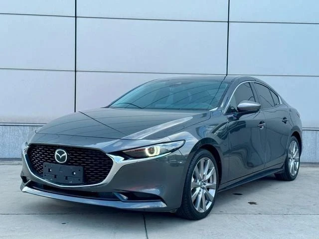 🔥 Mazda 3 2023 - стильный и драйверский седан из Китая с минимальным пробегом