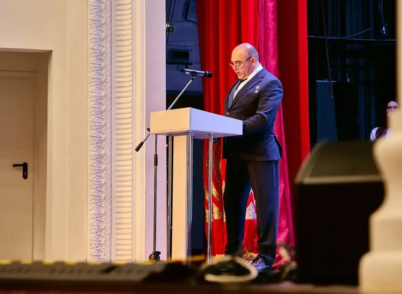 Глава города Невинномысска Михаил Миненков представил ежегодный отчёт о проделанной раб...
