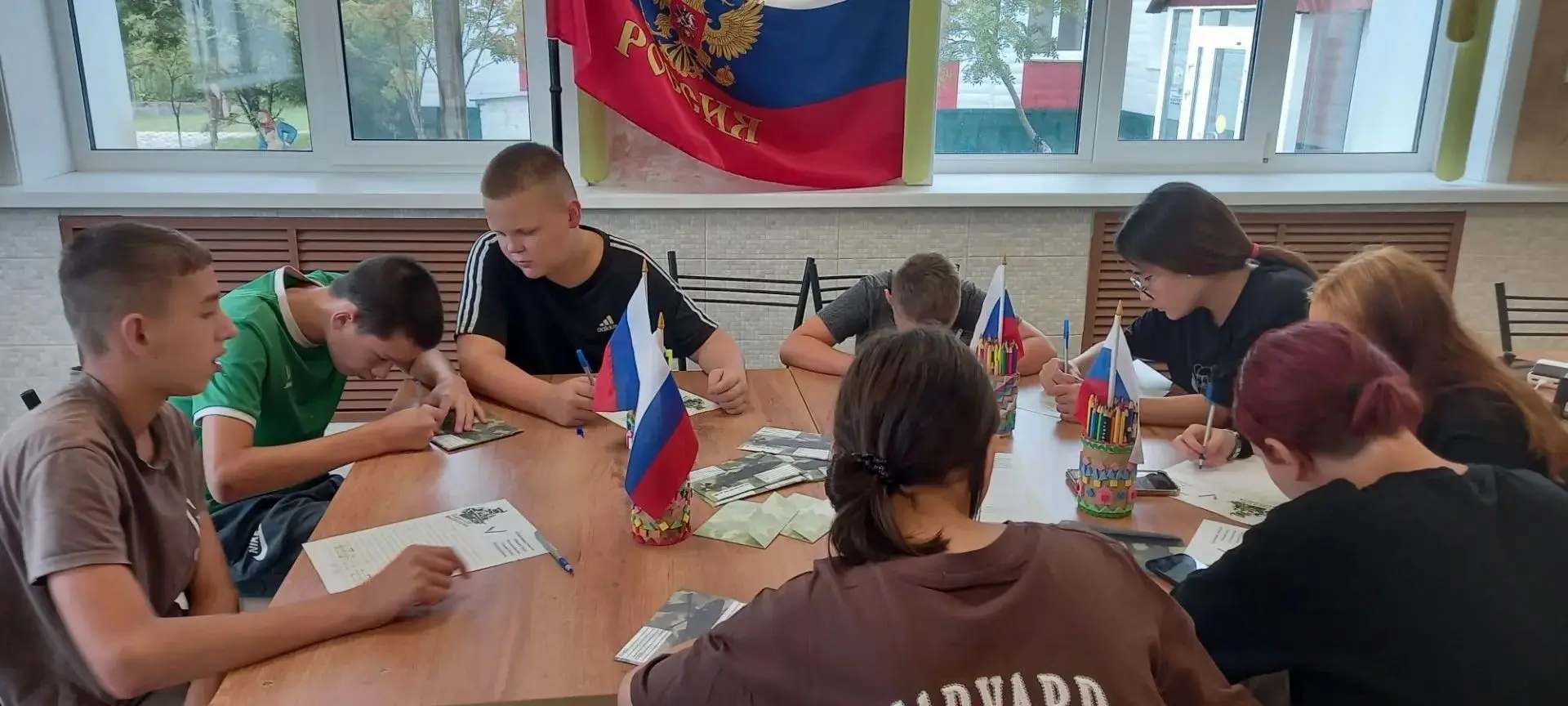 В рамках патриотической акции «Письмо солдату» наши воспитанники написали искренние пос...