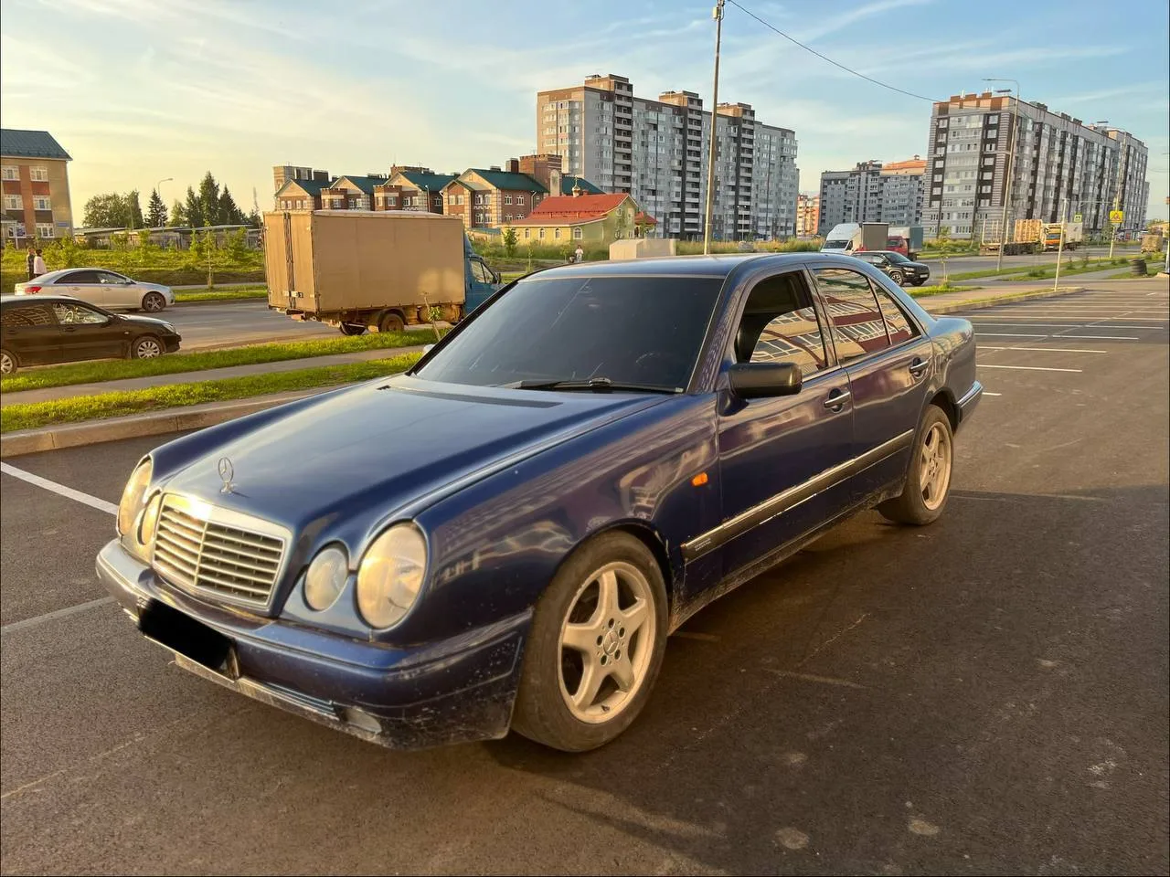 Mercedes-Benz E230 W210 
2.3 АКПП 1996 год

📄 Юридический чистая, ограничений нет 

✅ Комплектация 
