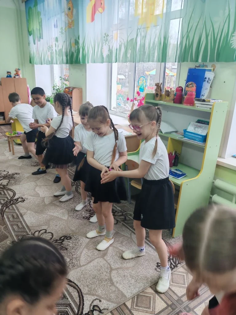 🧸 «Один в поле не воин» — это знают даже дошколята! Сегодня у нас прошло необычное занятие «Разговор