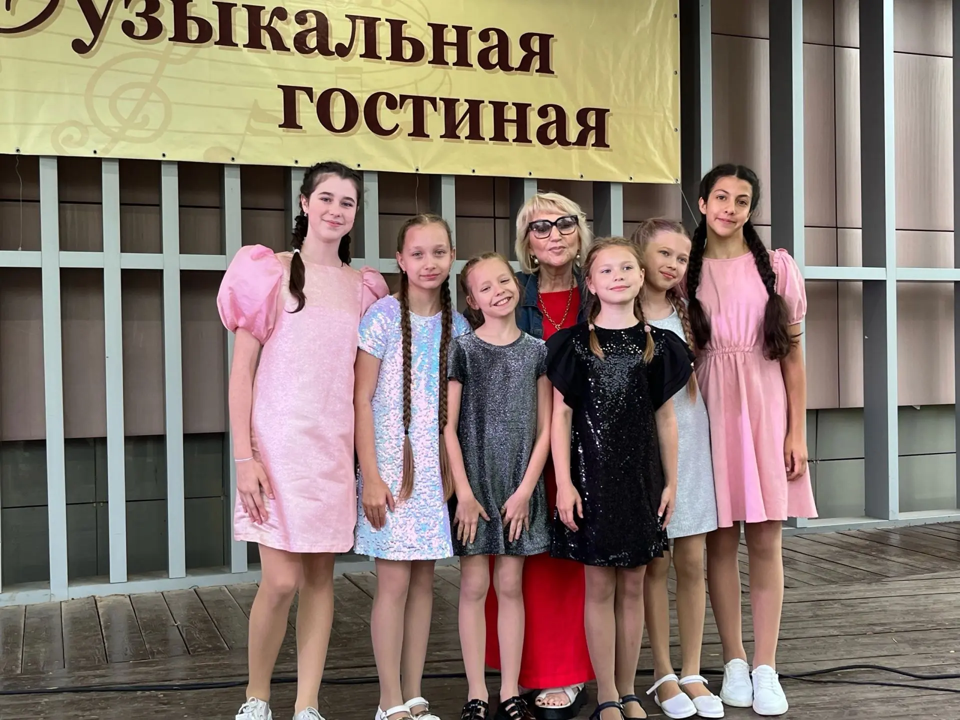 🎤ЛИТЕРАТУРНЫЙ ПЕРЕКРЕСТОК

Сегодня мы делимся с вами самыми яркими моментами нашего концерта, котор
