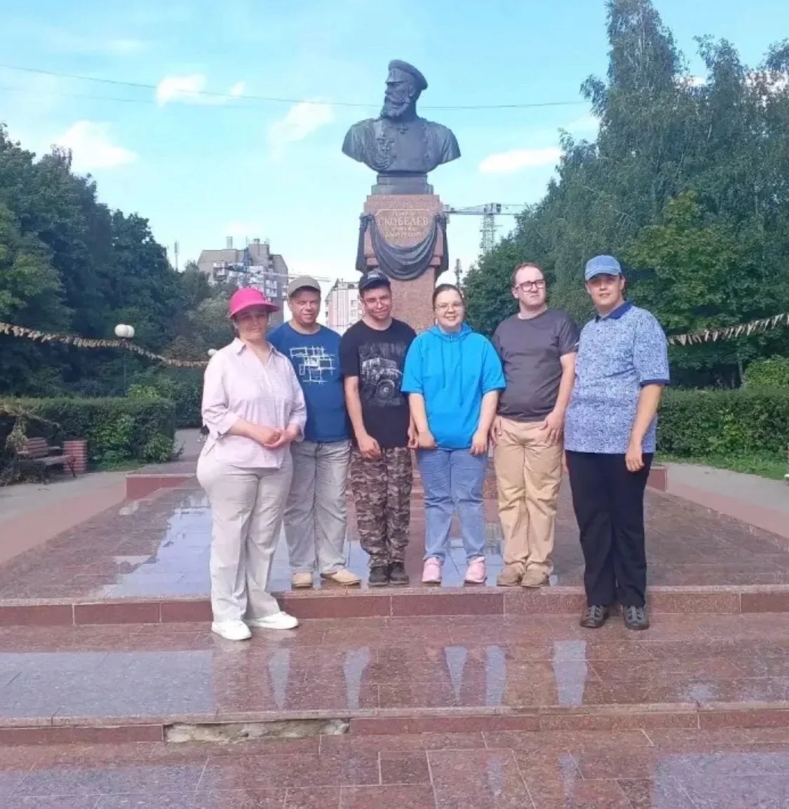 ГУЛЯЕМ, ИЗУЧАЕМ И ОТДЫХАЕМ