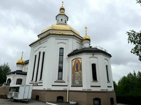 Торжественное богослужение в обновленном Почаевском храме.

Теперь храм не только вернул себе былое 