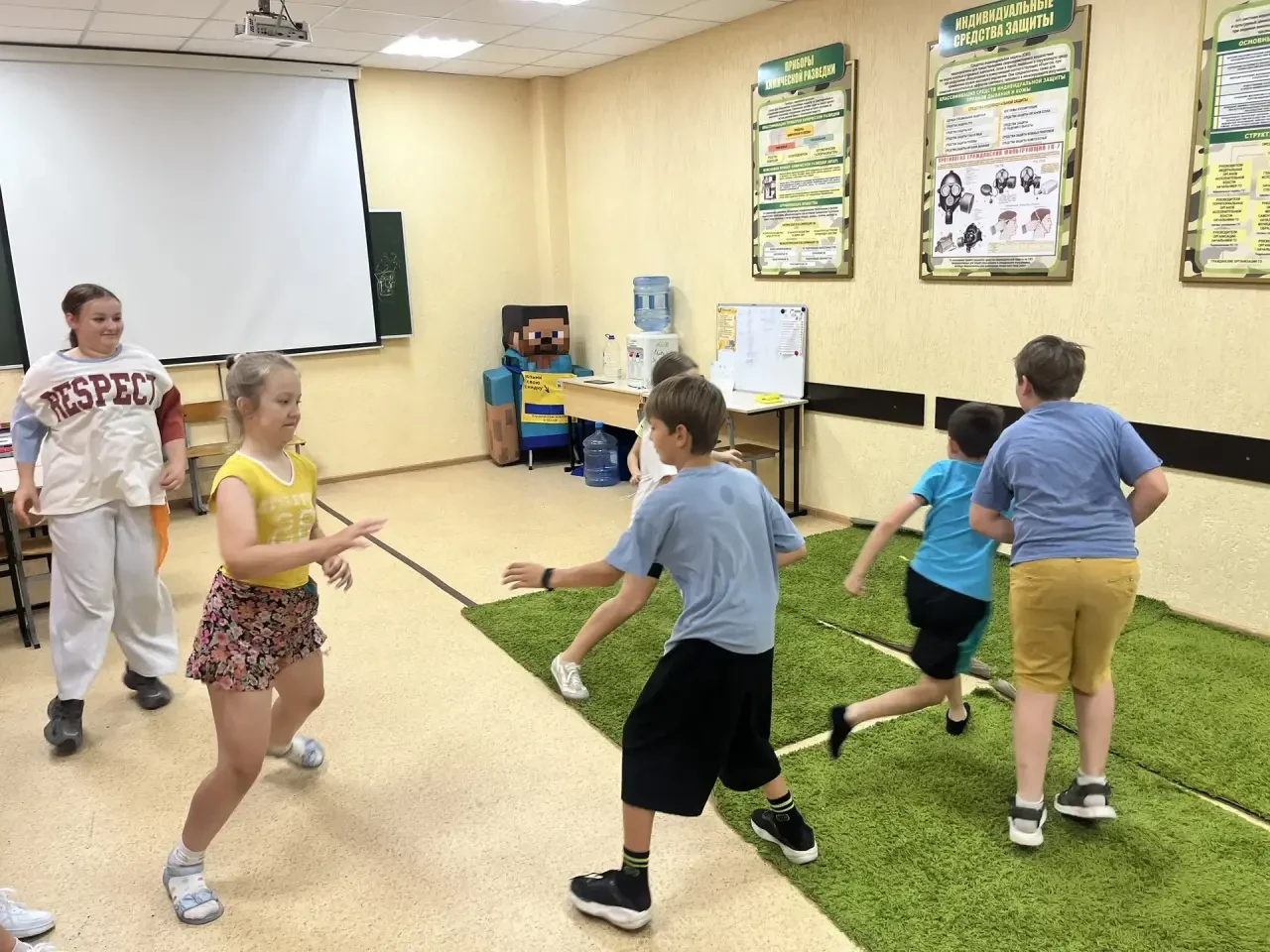 У ребят были активные игры! 🎯🏃‍♂️😊 Дети с удовольствием бегали, прыгали, играли в по...